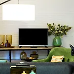 Storytellers Boutique Villas *