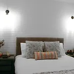 Hotel Storytellers Boutique 4*