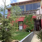 Storytellers Boutique Villas *