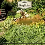 Storytellers Boutique Villas *