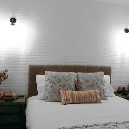 Hotel Storytellers Boutique 4*