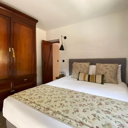 Storytellers Boutique Hotel 4*