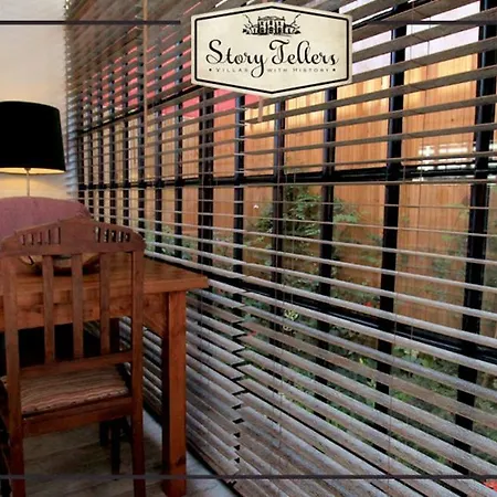 Отель Storytellers Boutique